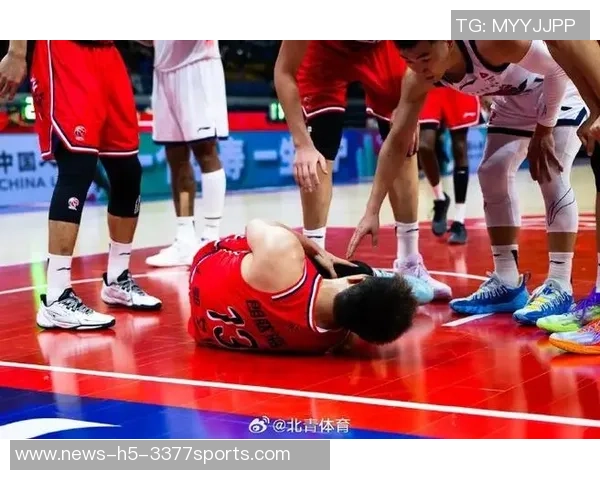 郭艾伦半场表现平平罚球全中却仅得4分1板2助失误两次